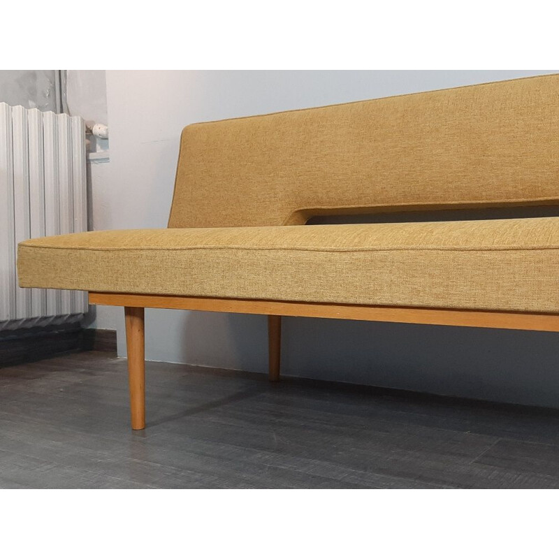 Daybed vintage by Miroslav Navratil for Interier Praha, 1950