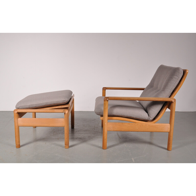 Danish Mobler MS oak armchair with adjustable footrest - 1960s