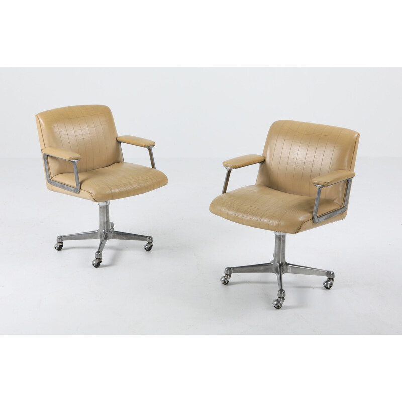 Vintage swivel armchair P126 by Osvaldo Borsani for Tecno, 1960