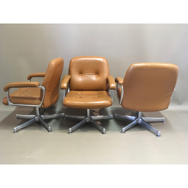 Set of 5 armchairs and its vintage leather table, 1950