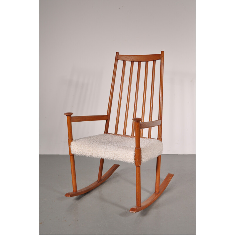 Vintage rocking chair in teak - 1950s