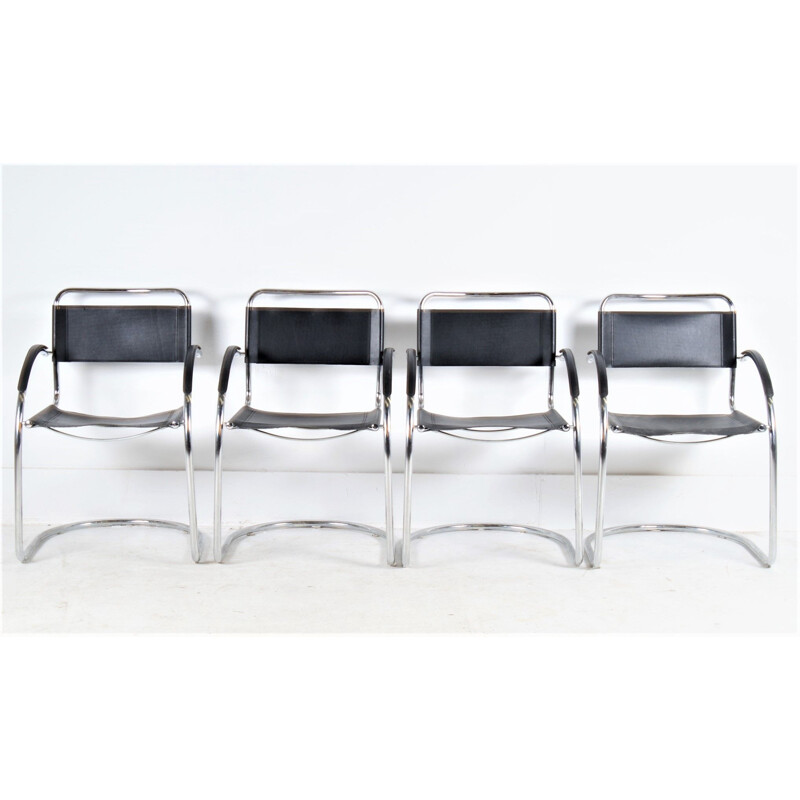 Set of 4 italian leather vintage chairs by Marcel Breuer