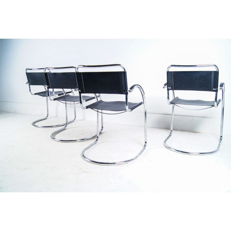 Ensemble de 4 chaises vintage en cuir italien par Marcel Breuer