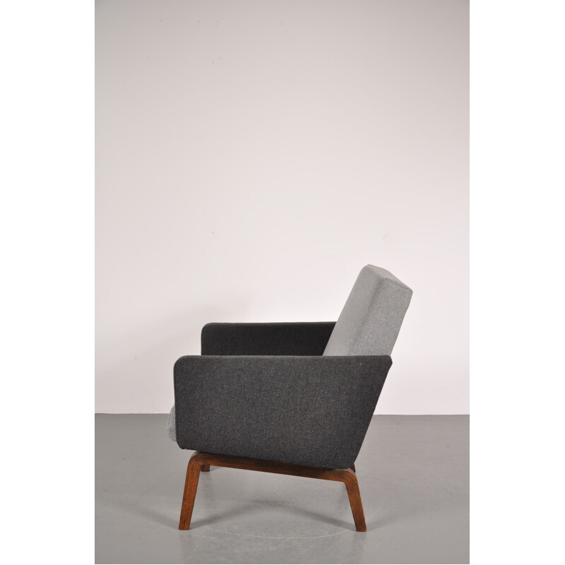 Pair of Artifort easy chairs in fabric and plywood, Theo RUTH - 1950s