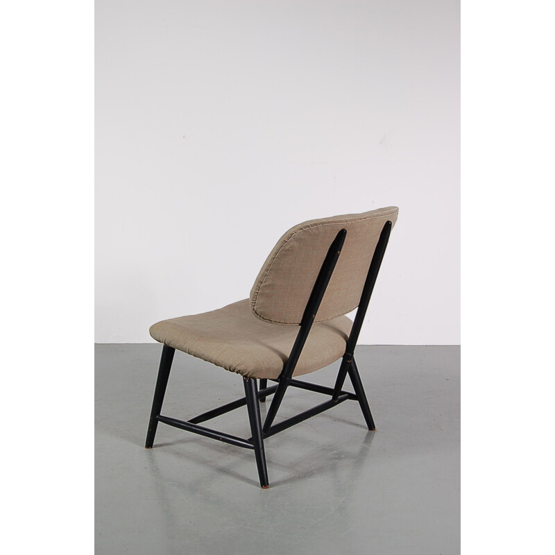 Scandinavian "TeVe" low chair in grey fabric and wood, Alf SVENSSON - 1950s