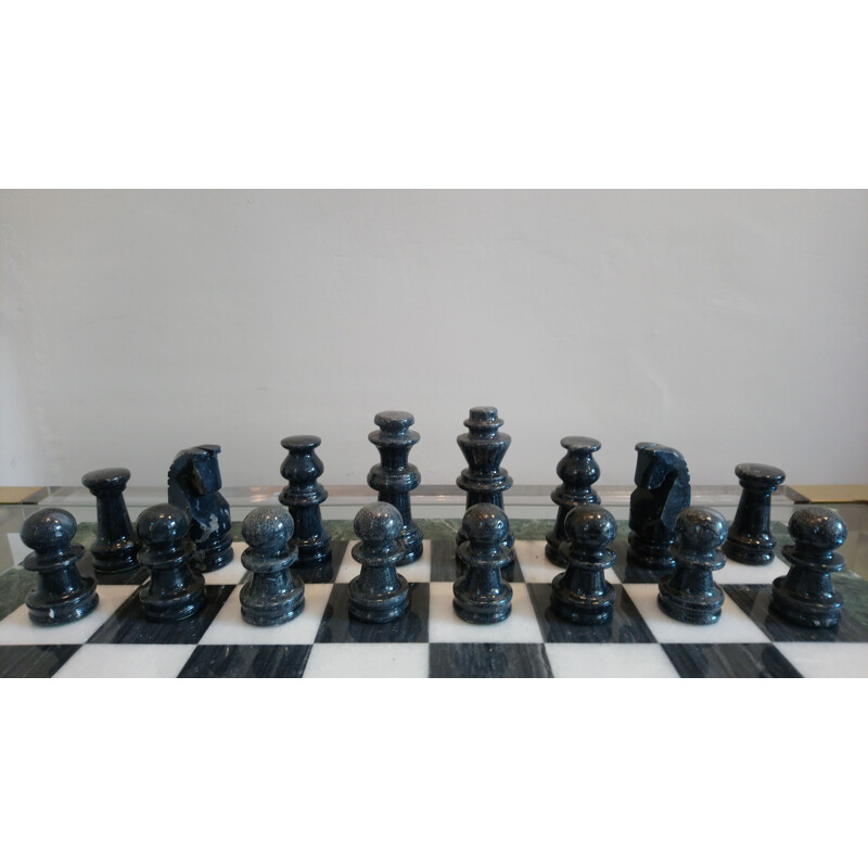 Large vintage chess board and vintage chess sets in onyx marble