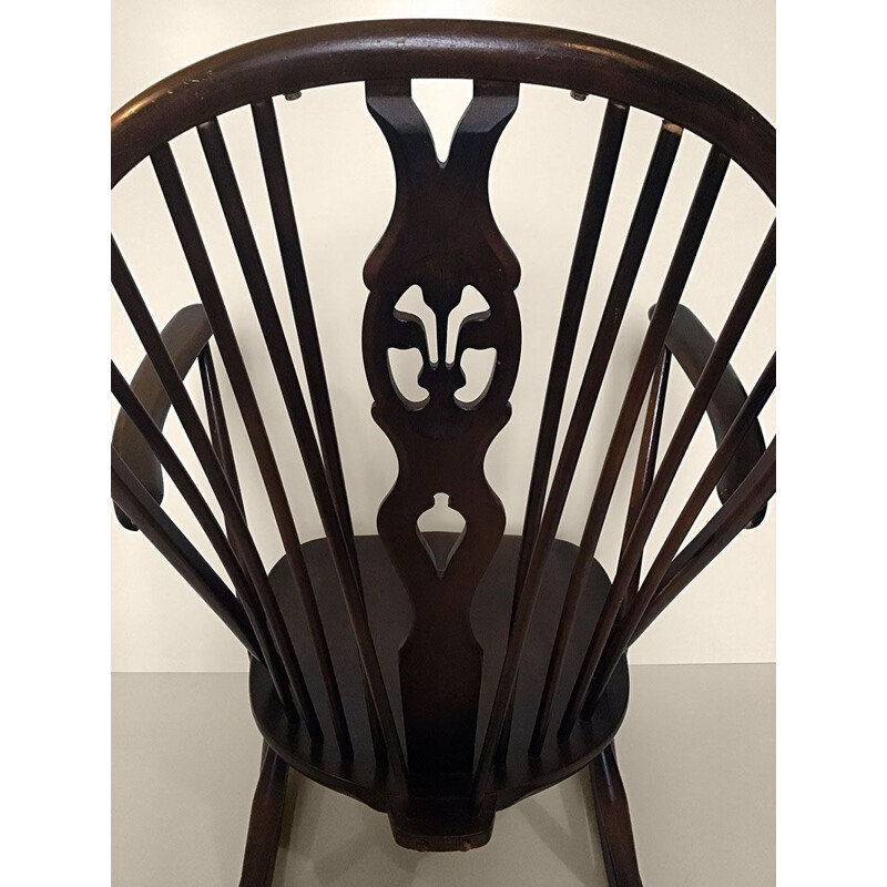 Vintage Grandfather rocking-chair fleur de Lys design by Ercol, 1960