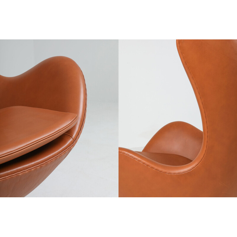 Vintage Egg chair by Arne Jacobsen for Fritz Hansen 2009