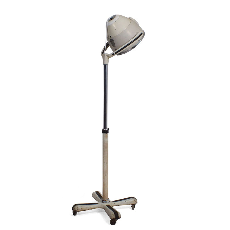 Vintage industrial floorlamp on wheels