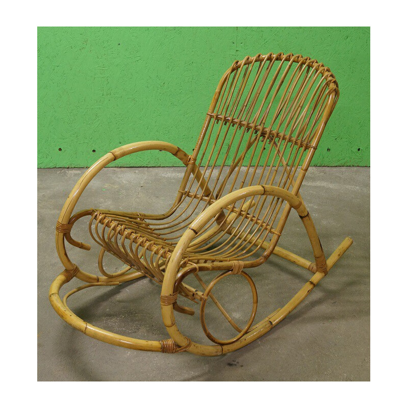 Vintage rocking chair in rattan - 1960s