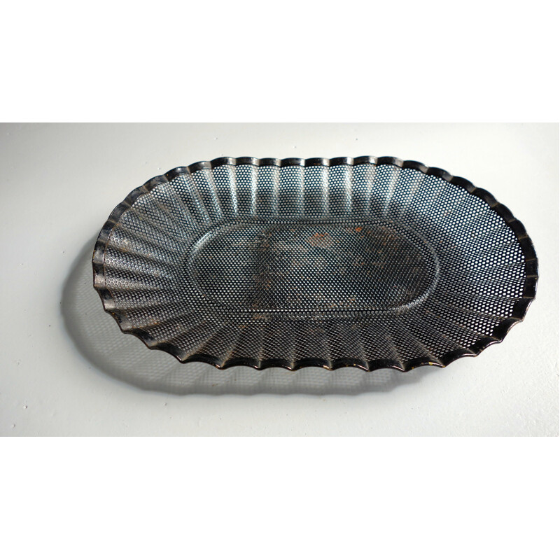 Black bread basket in metal, Mathieu MATEGOT - 1950