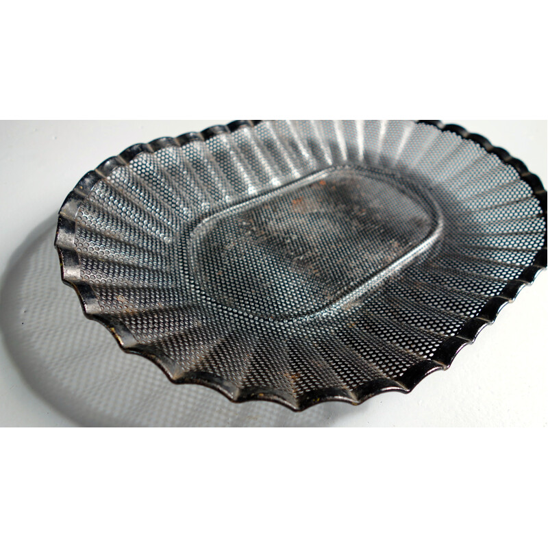 Black bread basket in metal, Mathieu MATEGOT - 1950