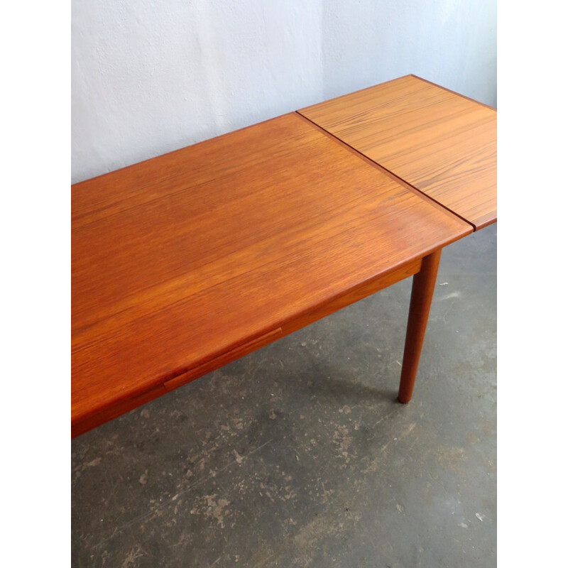 Vintage danish extendable dinning table in teakwood, 1960s