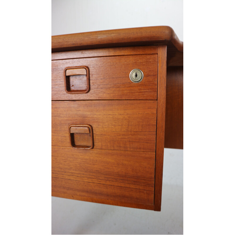 Vintage Scandinavian Boomerang Teak Desk by Göran Strand for Lelångs Möbelfabrik, 1950s