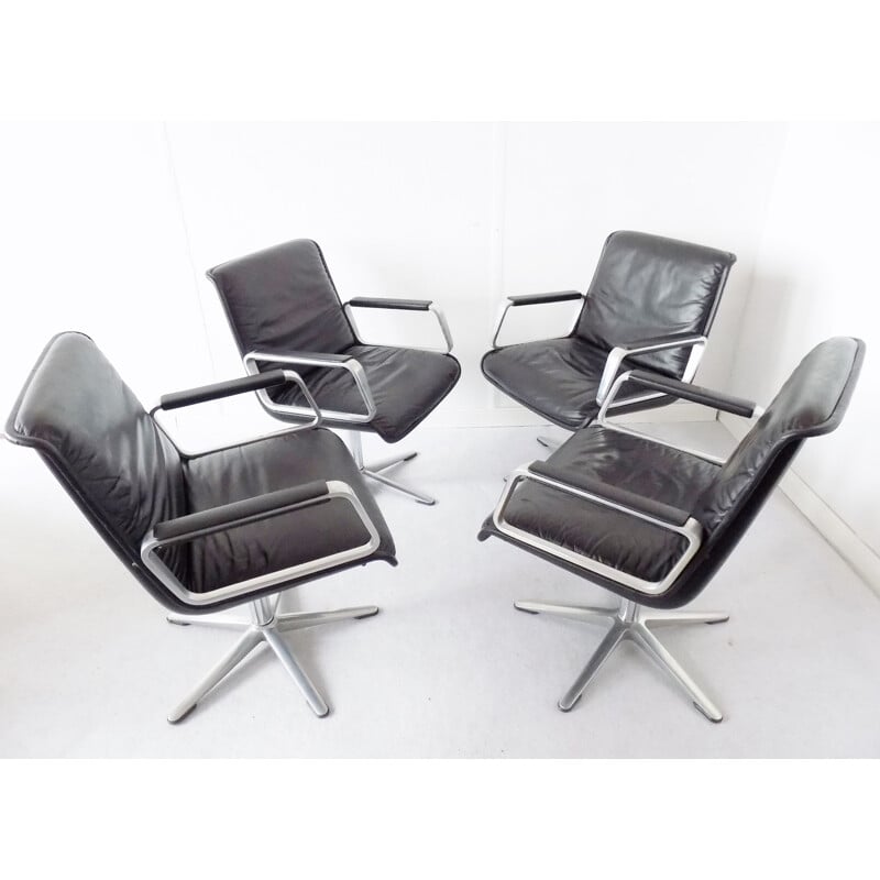 Suite de 4 fauteuil en cuir Wilkhahn Delta 2000 par Delta Design