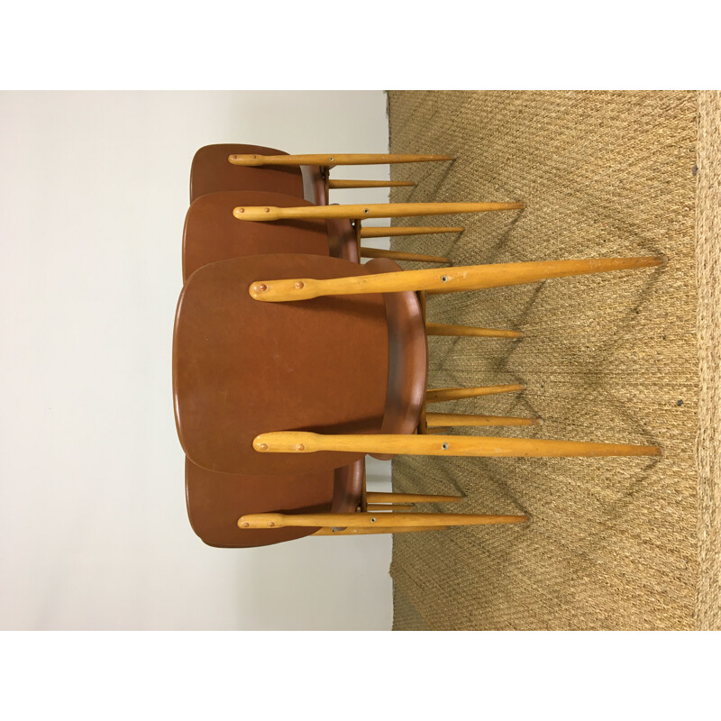 Suite de 5 chaises Baumann, modèle Pégase  vers 1960