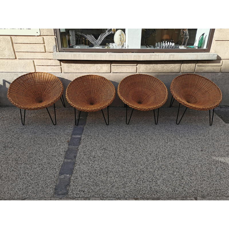 Suite de 4 fauteuils vintage "corbeille" en osier et métal 1960