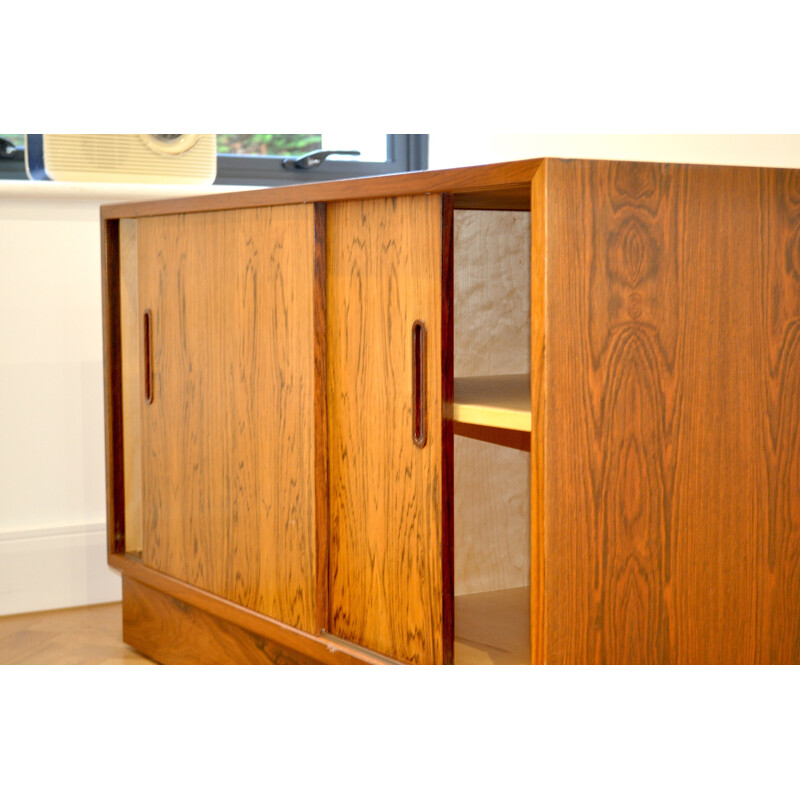 Vintage rosewood sideboard model HU505