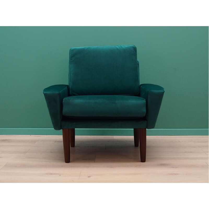 Vintage armchair in green velour, Scandinavian design, 1960-1970