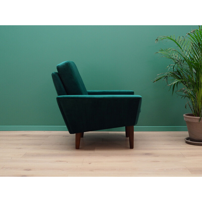 Fauteuil vintage en velours vert, design scandinave, 1960-1970