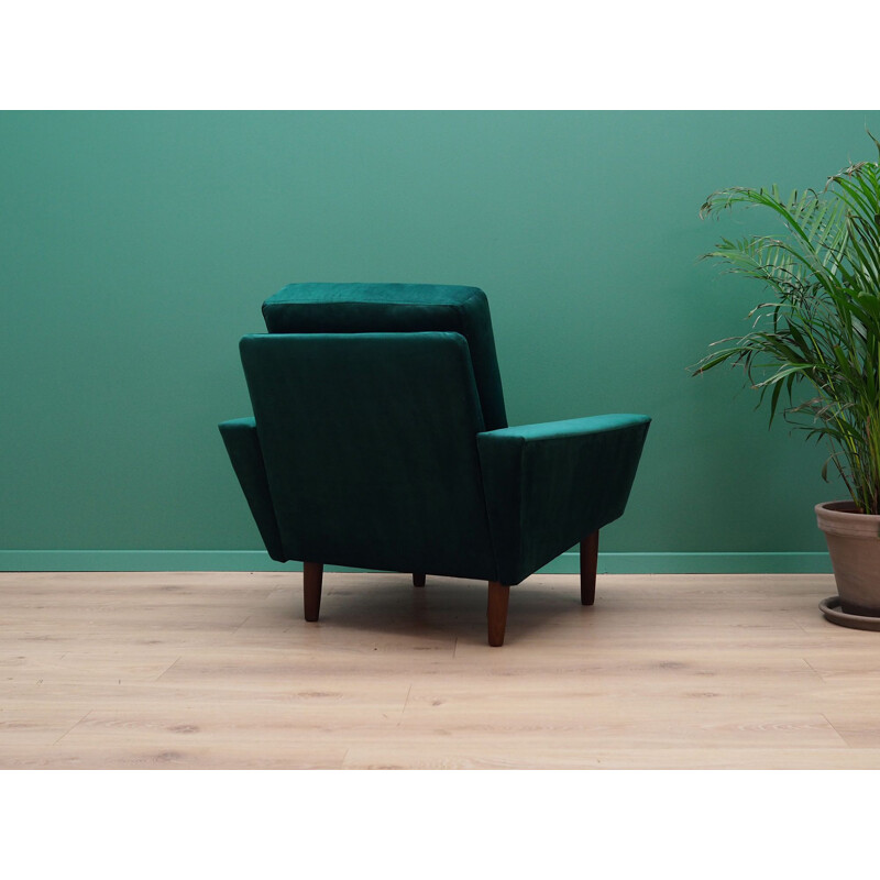 Vintage armchair in green velour, Scandinavian design, 1960-1970