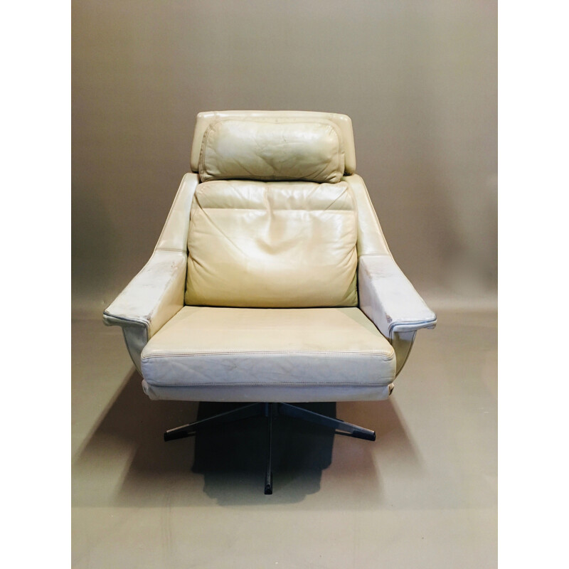 Vintage swivel armchair all leather and metal 1960