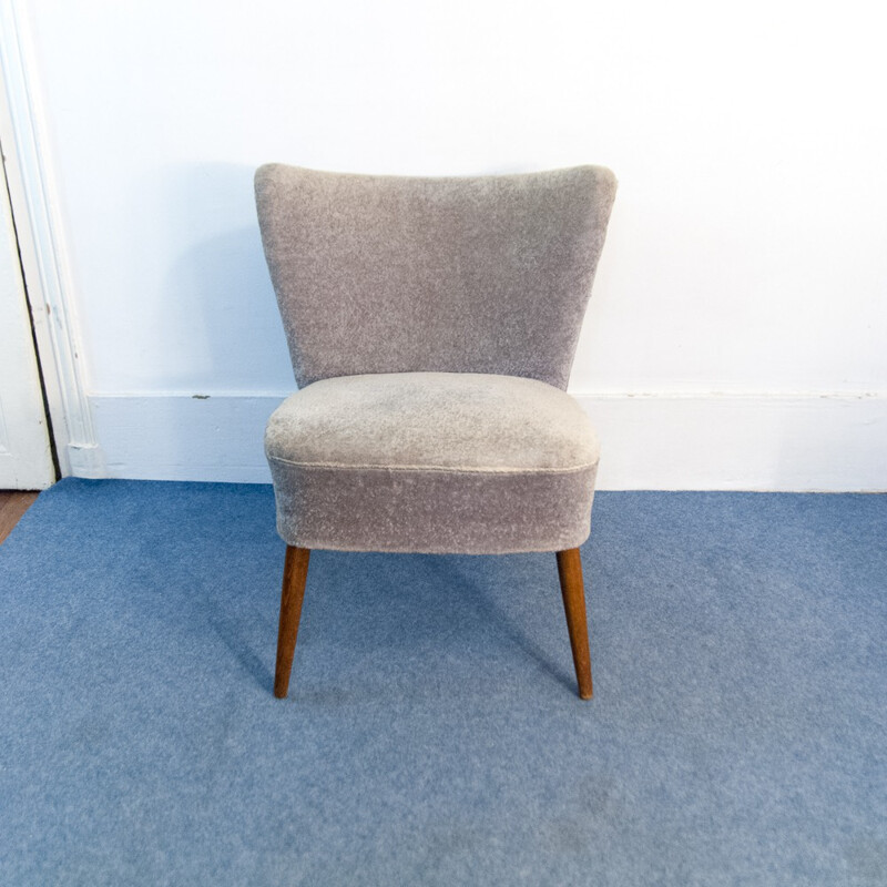 Fauteuil cocktail en velours gris et chêne - 1960