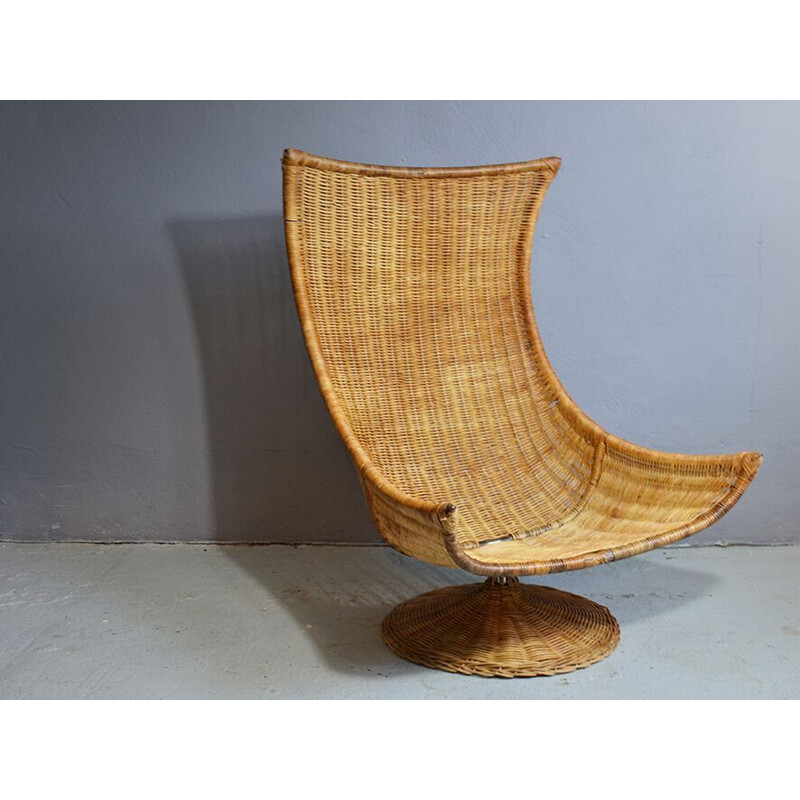 Vintage rattan swivel lounge chair By Gerard Vd Berg For Montis, 1970s