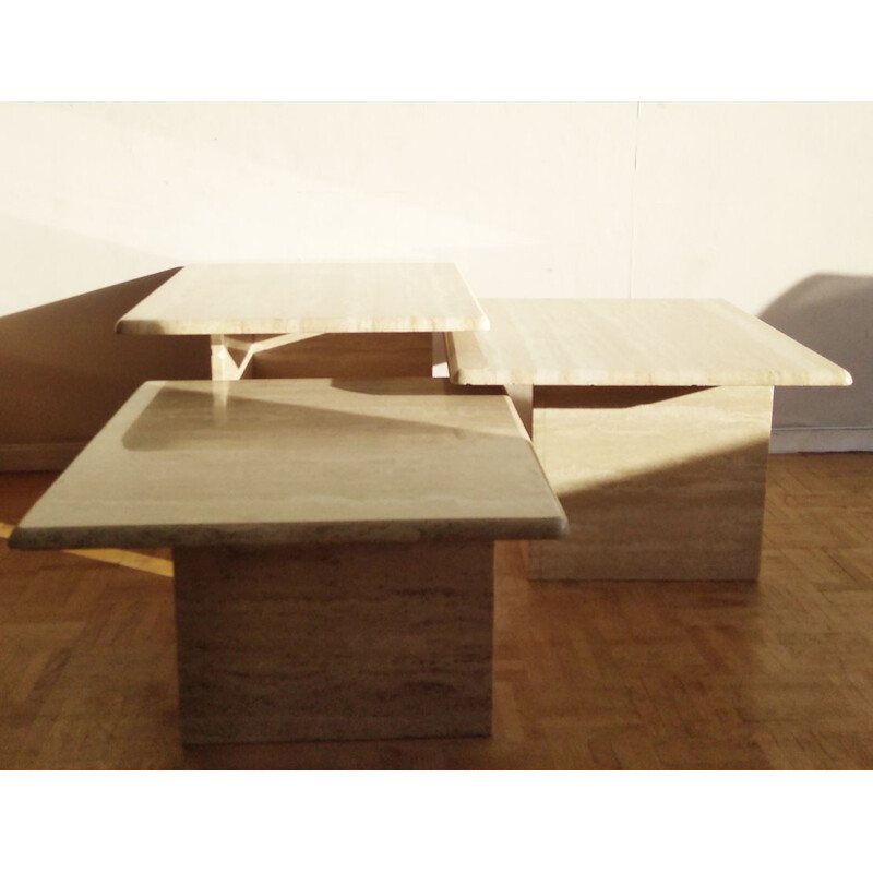 Set of 3 vintage nesting coffee tables in travertine, 1970