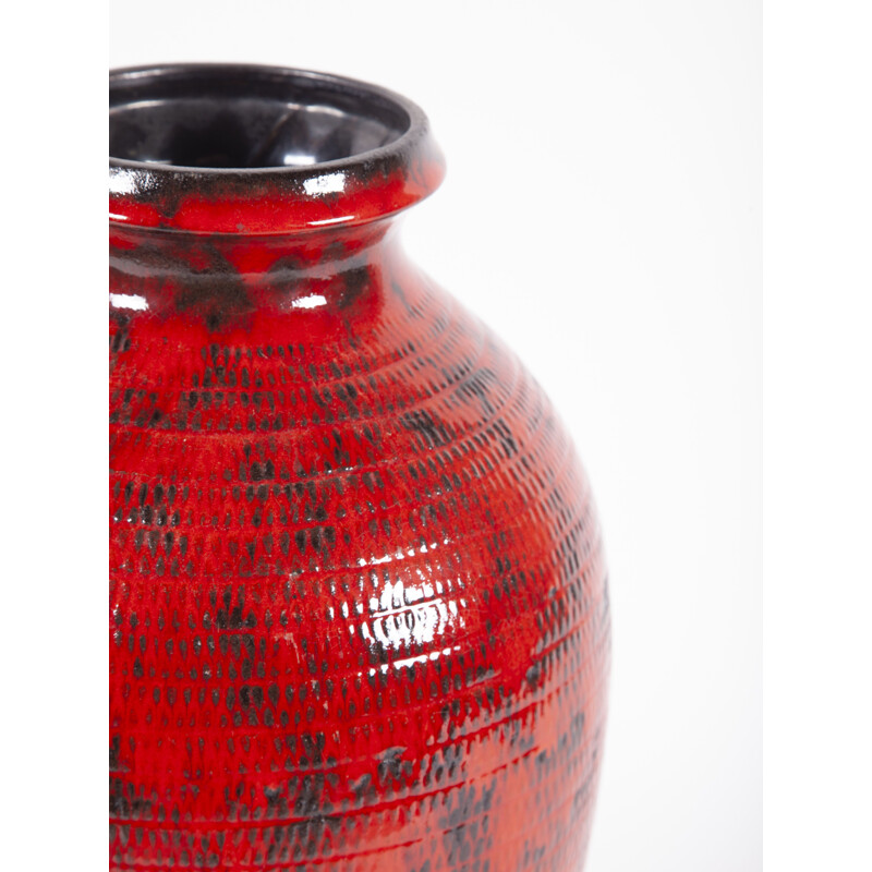 Large brutalist vintage vase, 1970s 