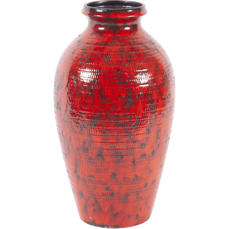 Large brutalist vintage vase, 1970s 