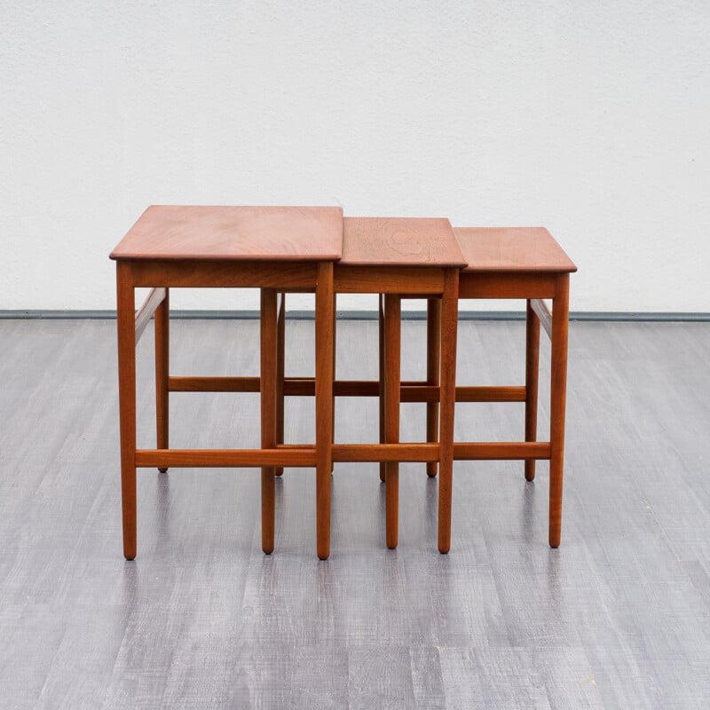 Suite de 3 tables gigognes vintage modèle AT 40 de Hans Wegner pour Andreas Tuck, 1960