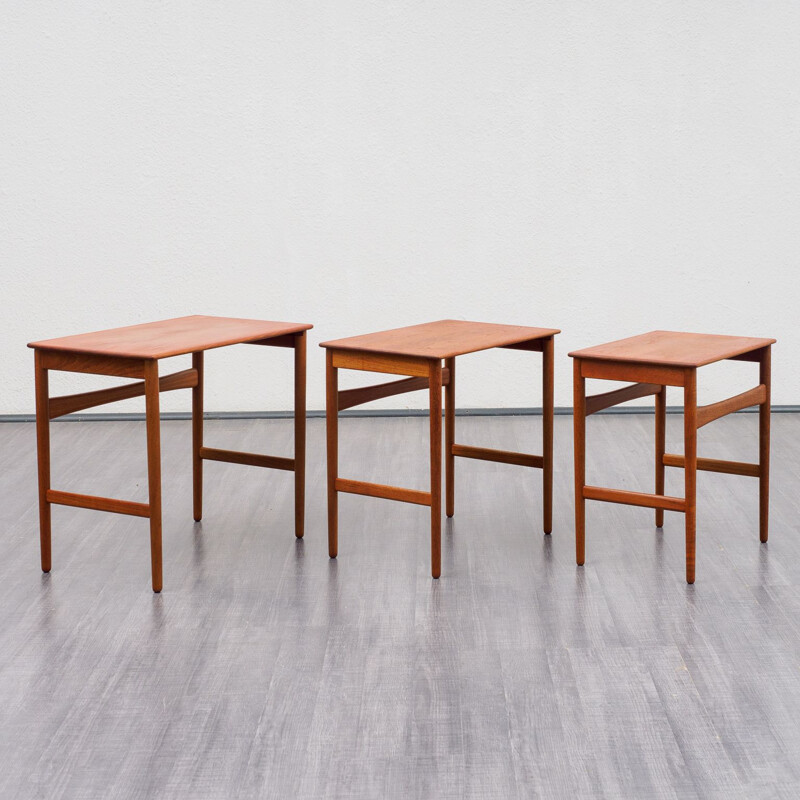 Vintage set of 3 nesting tables model AT 40 by Hans Wegner for Andreas Tuck, 1960