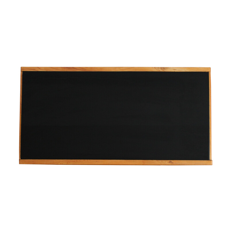 Table basse vintage en frêne avec dessus en verre opaque noir