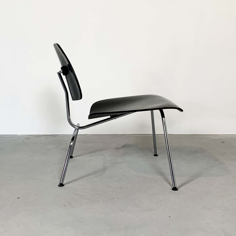 Chaise LCM noire vintage par Charles et Ray Eames pour Vitra