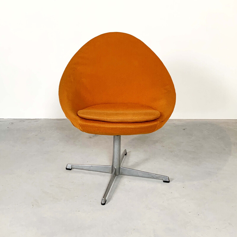 Orange little egg swivel vintage armchair by Pastoe, 1960s