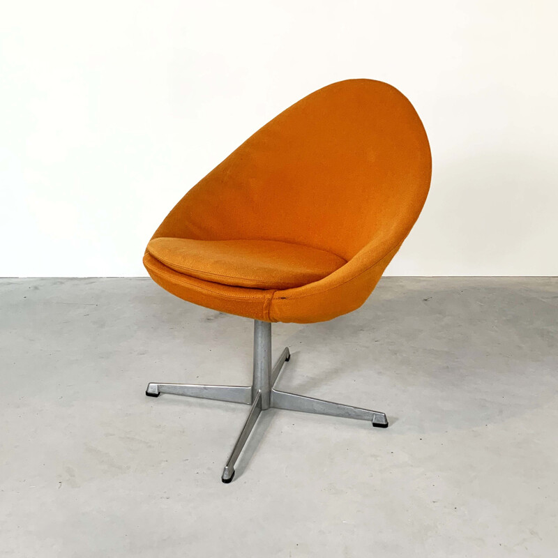 Orange little egg swivel vintage armchair by Pastoe, 1960s