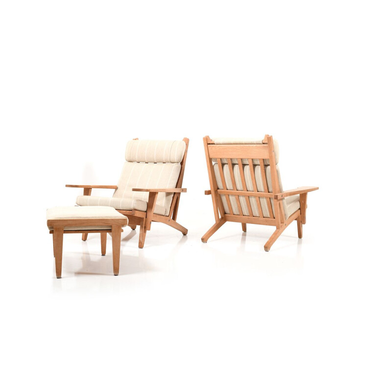 Vintage Pair of GE-375 Lounge Chairs with Footstool by Hans Wegner