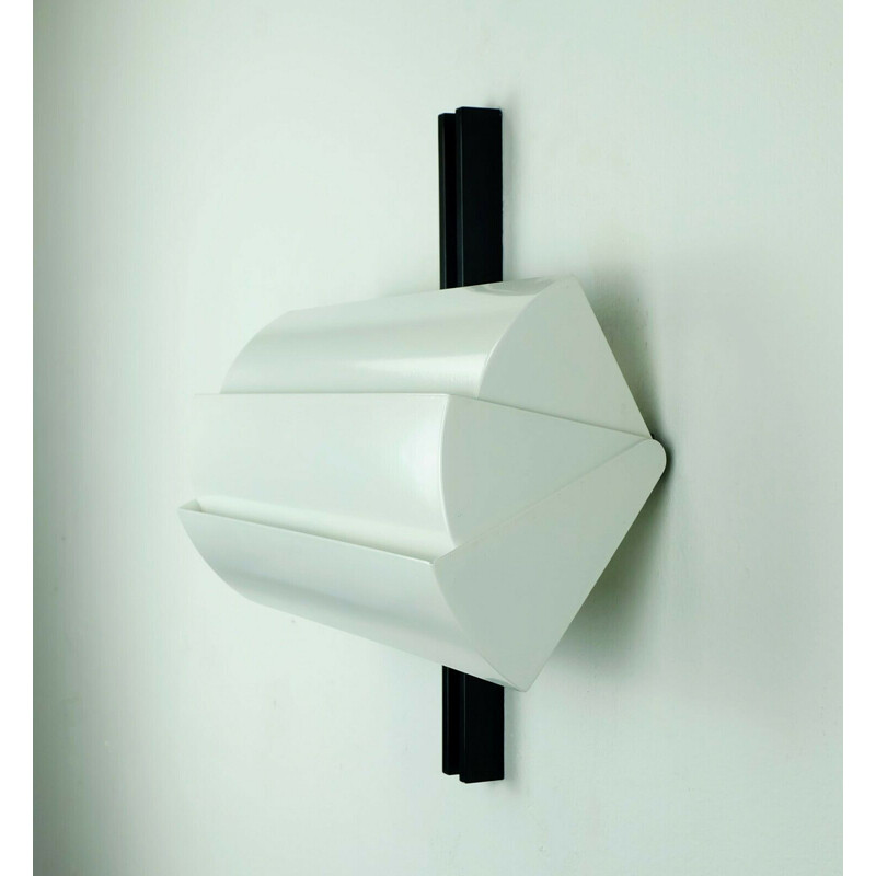 Vintage scone wall lamp by Ernesto Gismondi for Artemide 1986