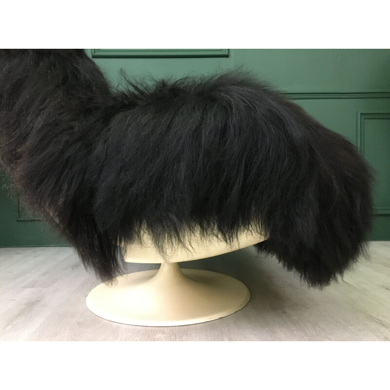 Vintage black Fluffy Sheep Lurashell Space Age armchair