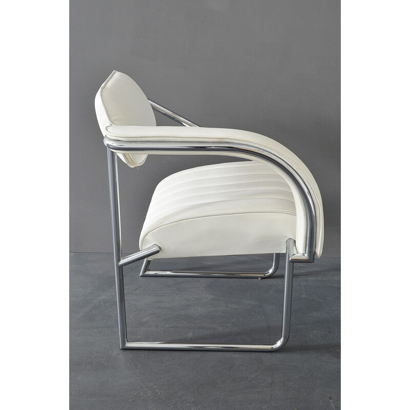 Vintage white armchair  "Non Conformist" by Eileen Gray, 1970s