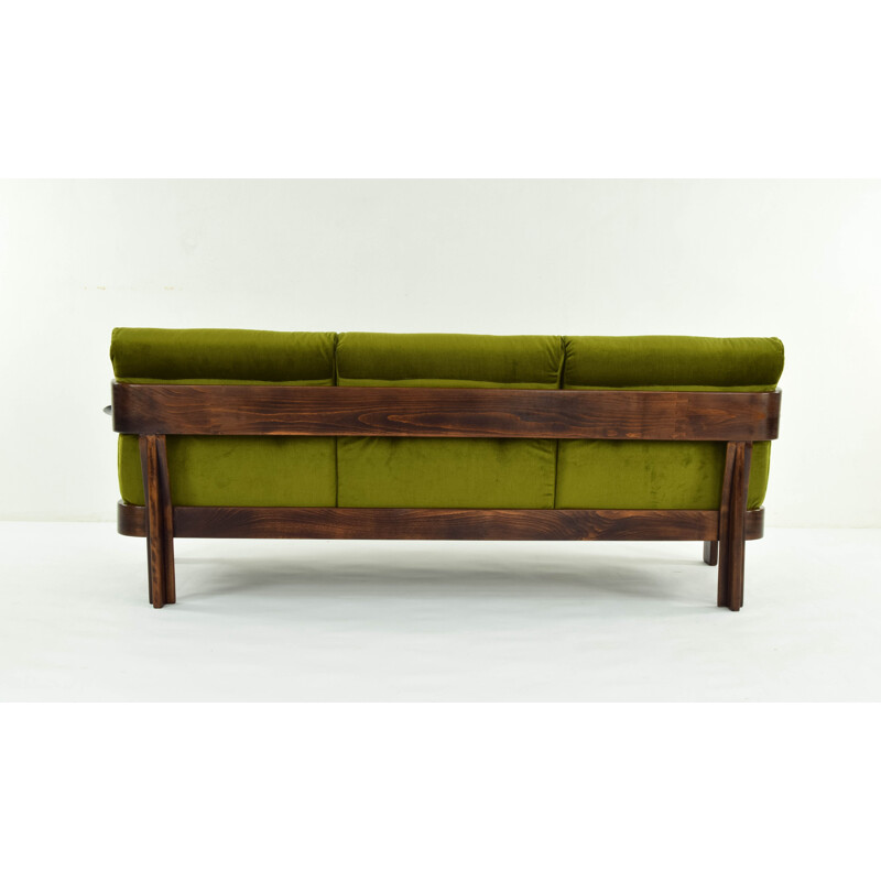 Canapé trois places vintage AG Barcelona Velvet and Walnut, Espagne, 1970