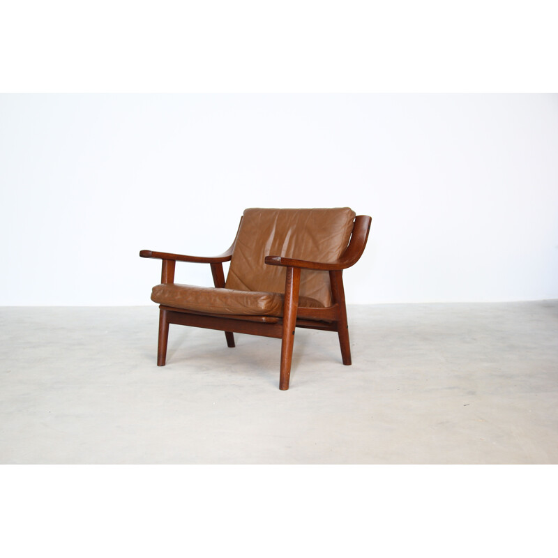 Vintage pair of Lounge Chairs GE-530  by Hans Wegner for Getama 1960s