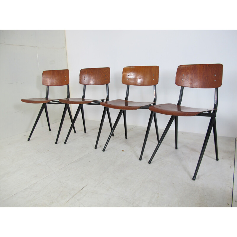 Lot de 4 chaises industrielles d'époque de Marko, 1950