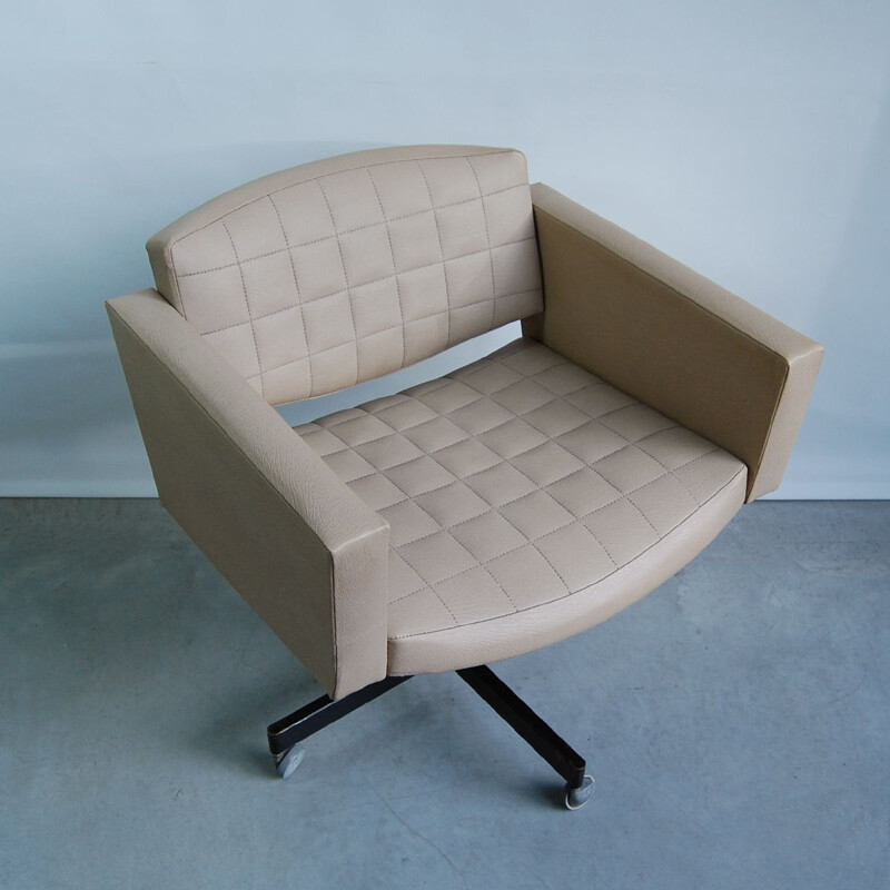 Vintage office armchair Conseil by Pierre Guariche for Meurop, 1960s