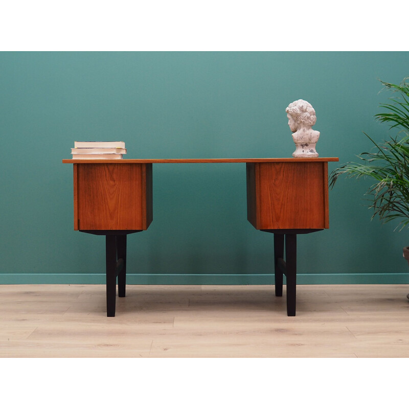 Vintage desk in Teak, Denmark, 1960-70s