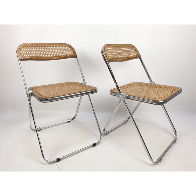 Set of 2 vintage Plia folding chairs with woven wicker by Giancarlo Piretti for Castelli, 1967