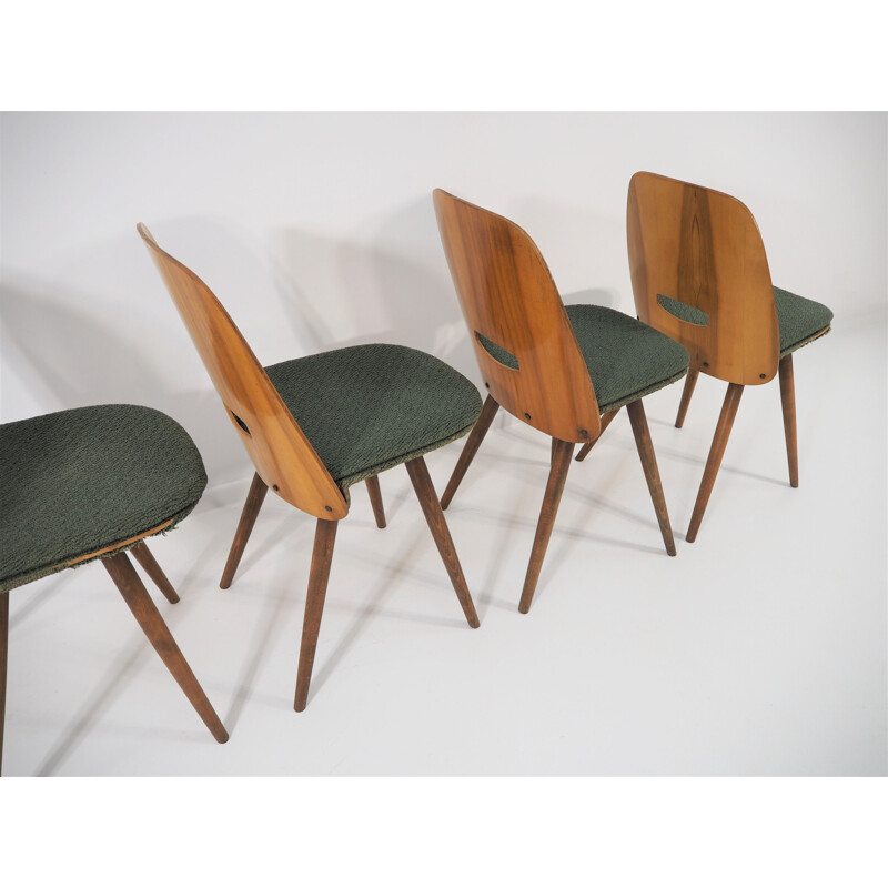 Ensemble de 4 chaises à repas vintage de Tatra, 1960