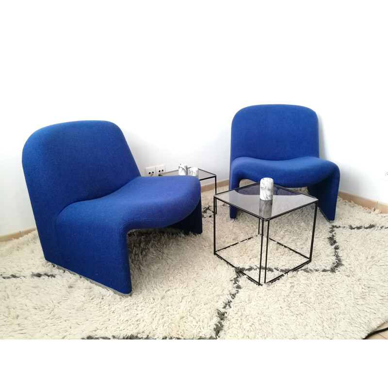 Pair of vintage low chairs by Giancarlo Piretti for Castelli 1970