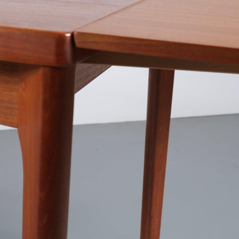 Vintage teak dining set by Henning Kjaernulf para Vejle Stole, Dinamarca 1960